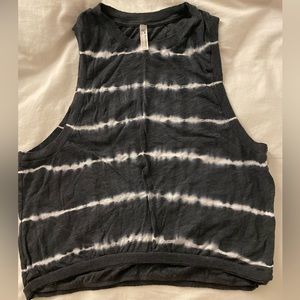 grey & white tie dye muscle tank size XS